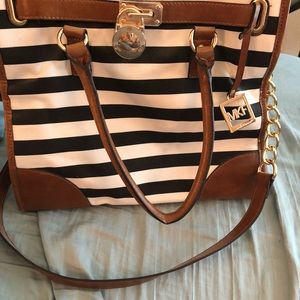 Mia K Farrow Handbag